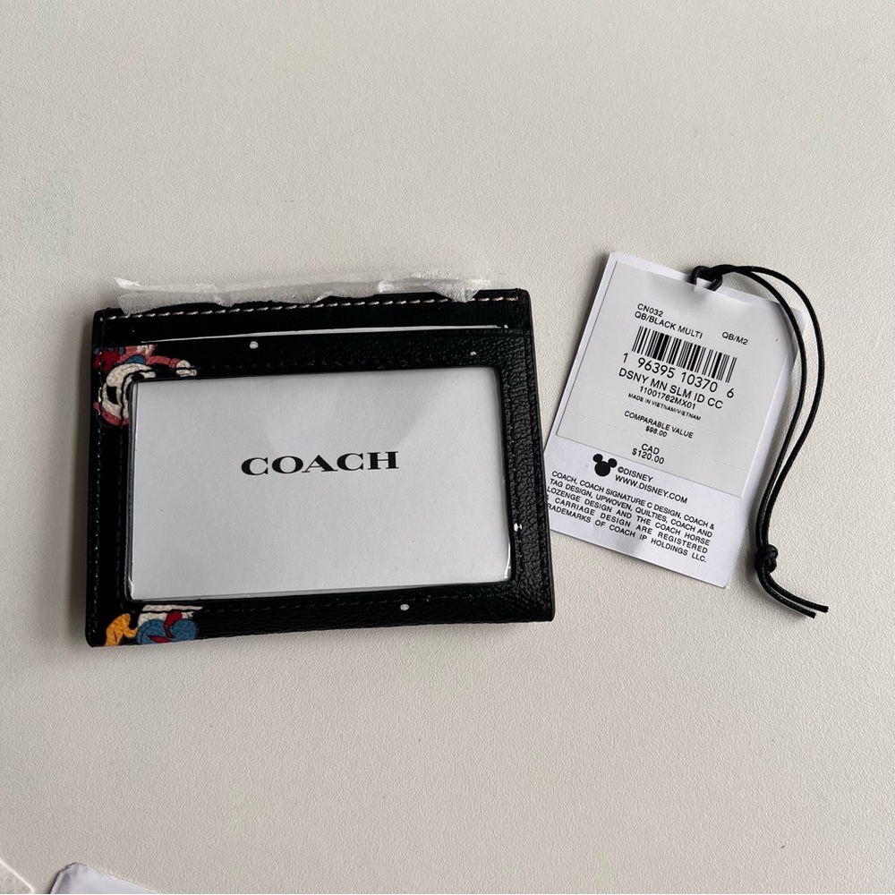 NWT Coach! Disney X Coach Slim Id Card
Case With Holiday Print - Picture 3 of 5